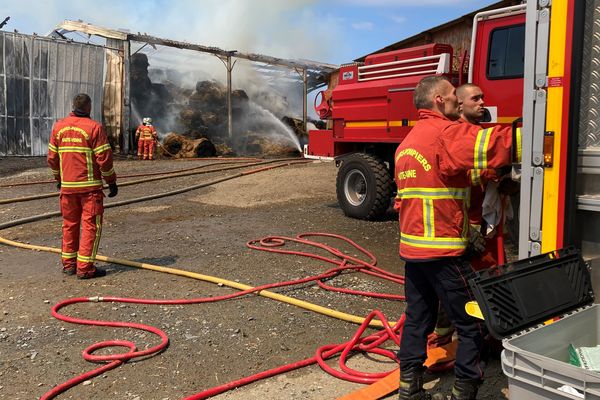 30 pompiers de Haute-Vienne sont sur place.