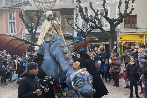 Carpentras replonge dans la féérie et la magie des fêtes avec la 17ᵉ édition des noëls insolites.