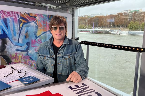 Thomas Dutronc dans Boulevard de la Seine