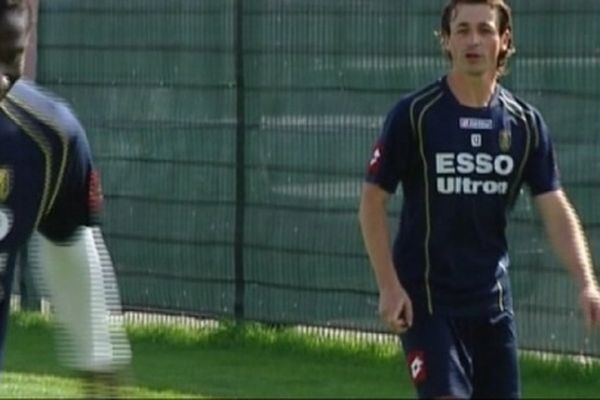 L'ancien milieu de terrain du FC Sochaux arrête sa carrière de footballeur professionnel. Il a passé 12 ans au FCSM.