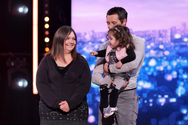 Elisa, petite fille de Castelsarrasin atteinte d'amyotrophie spinale sauvée grâce à la thérapie génique.