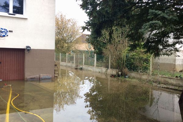 Cette maison à Izier a eu jusqu'à 1m10 d'eau dans le garage.