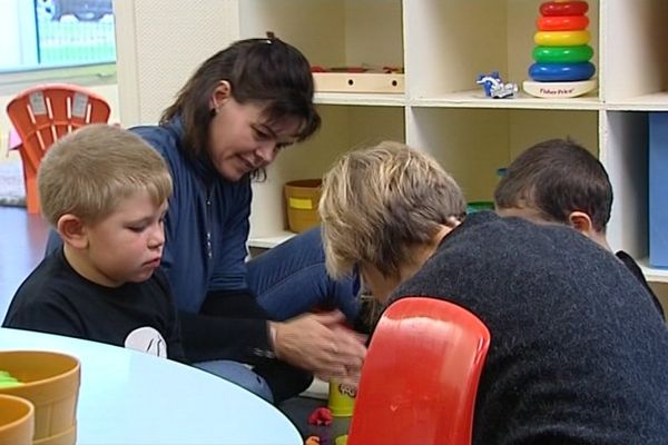 Les enfants autistes sont pris en charge dès la maternelle à Varennes-Vauzelles.