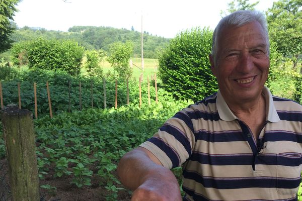  Lucien Monzauge passe sa retraite au jardin