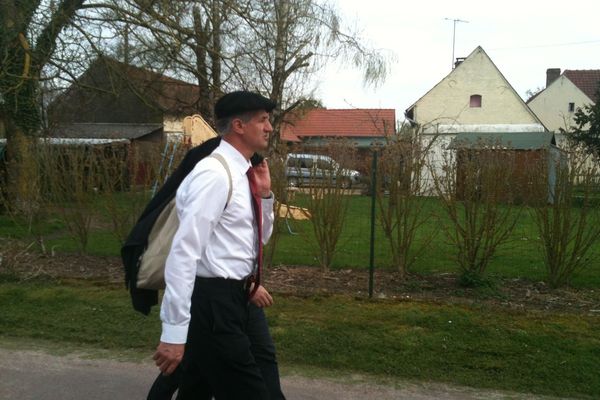 Le député Jean Lassalle sur les routes de Picardie 