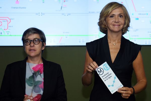 Valérie Pécresse, lors de sa visite du quartier général de la ligne 13 à Malakoff avec Catherine Guillouard, PDG de la RATP, le 12 septembre 2018.