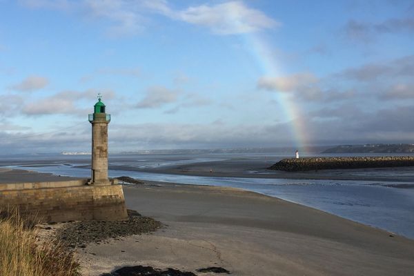 Le phare de la pointe à l'Aigle à Plérin