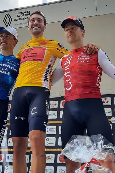 Podium des Boucles de la Mayenne à Laval