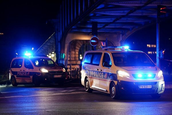 L'attaque au couteau a fait un mort et deux blessés ce samedi près de la tour Eiffel.