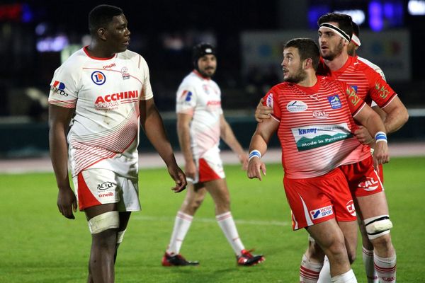 Les joueurs Marvin Woki (TPR) et Cédric Rouch (CAL) ont été avertis par l'arbitre au cours du "derby de la honte" entre leurs deux clubs.