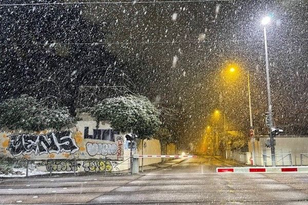 La neige comme on ne l'avait plus vue au cœur de Lyon depuis longtemps. Rue Feuillat Lyon3