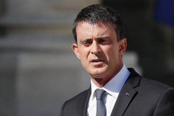 Manuel Valls détaille les mesures prises en conseil de Défense ce vendredi 15 juillet après l'attentat commis à Nice la nuit dernière.