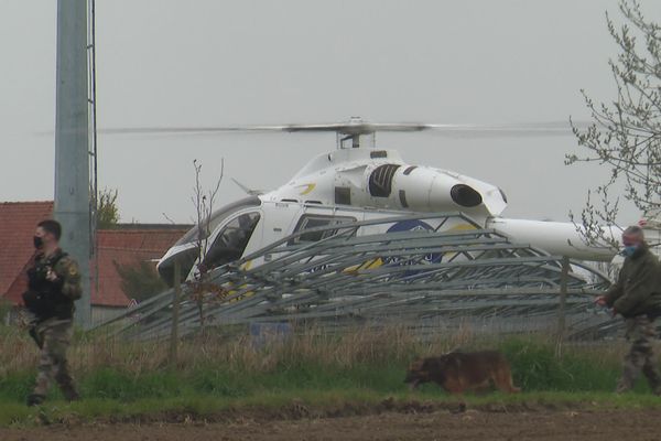 Des recherches étaient menées à Boëseghem, le 12 avril 2021, pour retrouver un garçon de 6 ans.