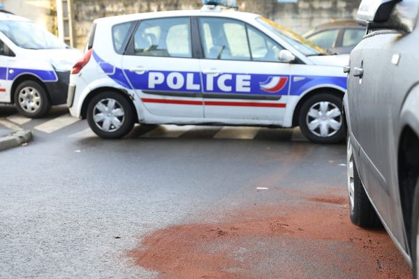 Les syndicats de police dénoncent "le fléau" des suicides de policiers. Plus d'une vingtaine depuis le début de l'année. 