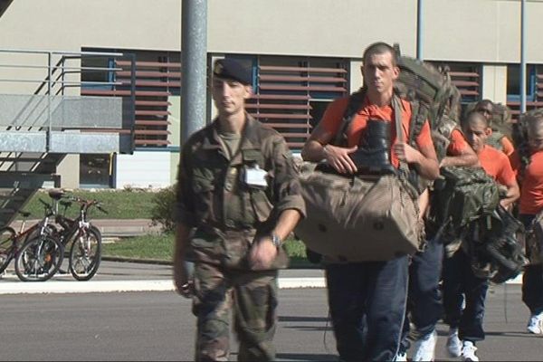 Chaque année, le 126ème RI de Brive recrute une centaine de jeunes de 17 à 27 ans