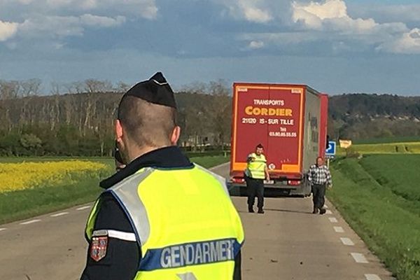 Un pompier professionnel d'Auxerre s'est tué en percutant un poids-lourd