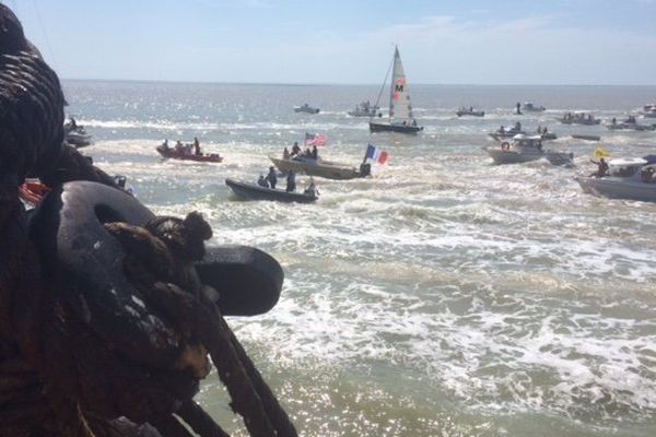 Parade pour le retour de l'Hermione en Charente-Maritime.