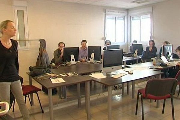 Montpellier - les jeunes journalistes en formation à l'ESJ réfléchissent aux événements de la semaine dernière - 12 janvier 2015.