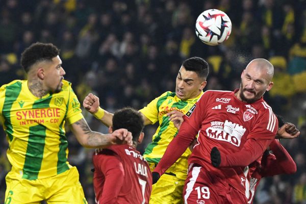 Brest s'est imposé à Nantes 2 ( 0 à 2)  à l'occasion de cette 21ème journée de Ligue 1.