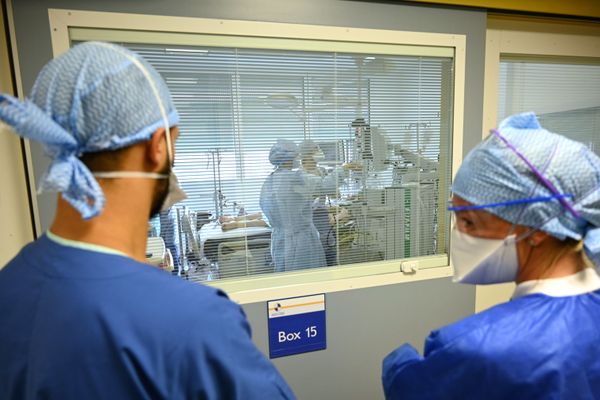 Un service de réanimation à l'hôpital de la Timone à Marseille, le 25 septembre 2020.