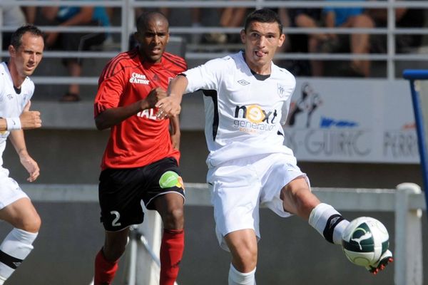 Claudiu Keserü, en 2012, lors d'un match amical Guingamp (nat) - Angers (L2) 