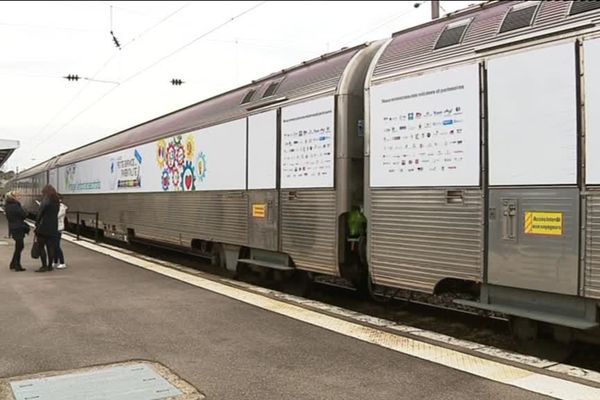 Le train petite enfance parentalité à Dole dans le Jura