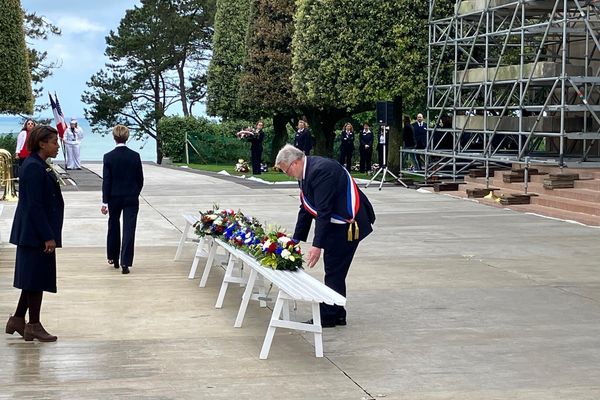 La cérémonie du Mémorial Day s'est tenue au cimétière de Colleville-sur-mer, le 26 mai 2024