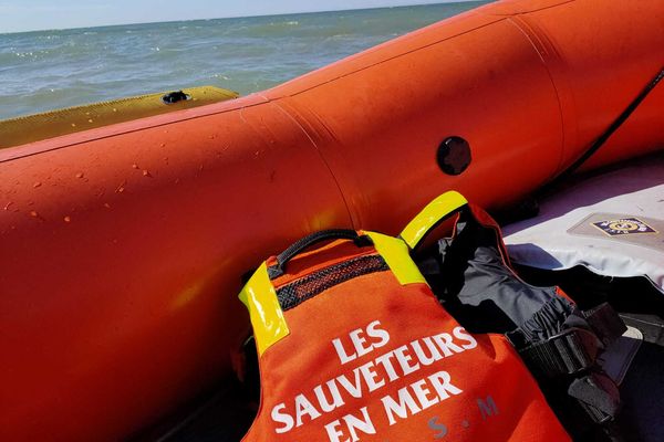 La SNSM de Cayeux a été déployé le 10 mai pour secourir cinq personnes en baie de Somme.