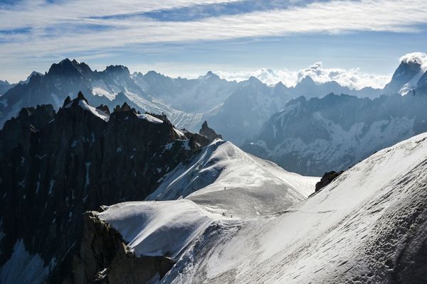 Le randonneur serait tombé d'une hauteur de 300 mètres lors de son ascencion du Mont-Blanc