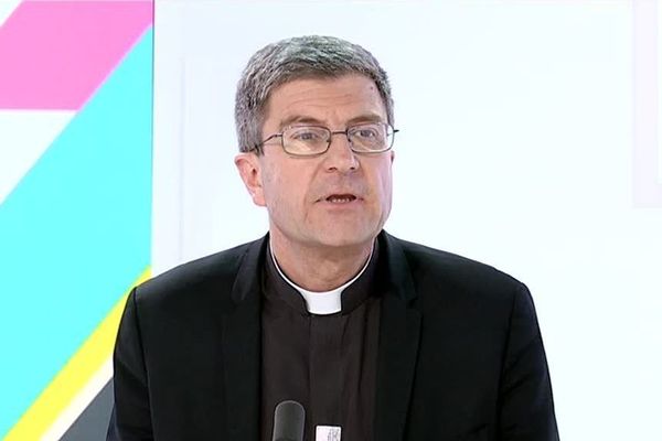 Eric de Moulins-Beaufort, archevêque de Reims, a évoqué la crise de l'Eglise. (Dimanche en politique du 7 avril 2019).