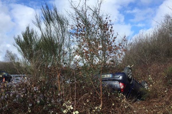 Accident sur l'A20 samedi 5 mars 2016 : seulement des dégâts matériels