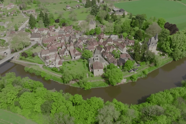 Village de St Léon-sur-Vézère, Dordogne