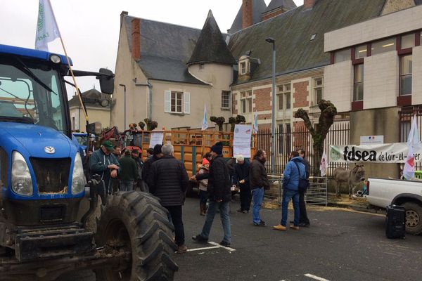 Manifestation des agriculteurs à Romorantin-Lanthenay, dans le Loir-et-Cher, 23 janvier 2018. 