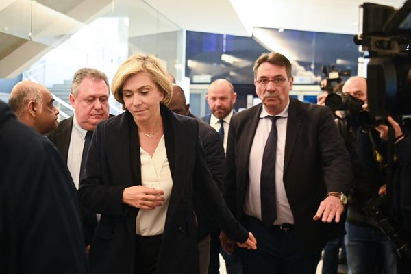 La candidate présidentielle Valérie Pecresse à la sortie du conseil politique de LR à Paris, le 11 avril 2022.