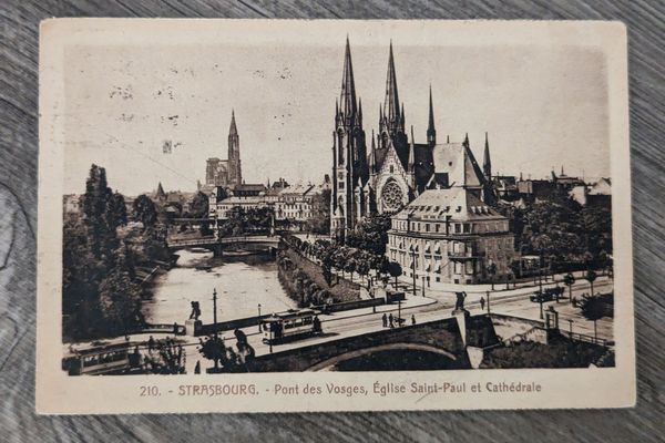 Cette vue de Strasbourg a été envoyée le 31 décembre 1924 à une madame Haye, habitante de Chartres