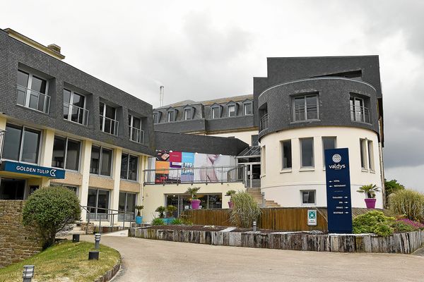 Un masseur du centre de thalassothérapie de Roscoff a été mis en examen, jeudi 26 septembre 2024