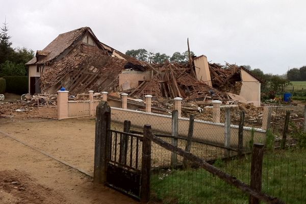 La chaudière alimentée par le gaz d'une citerne serait à l'origine de l'explosion qui a fait deux morts à Bonnétable dans la Sarthe