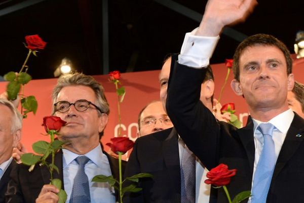 Photo de famille lors de la clôture du congrès du PS à Poitiers