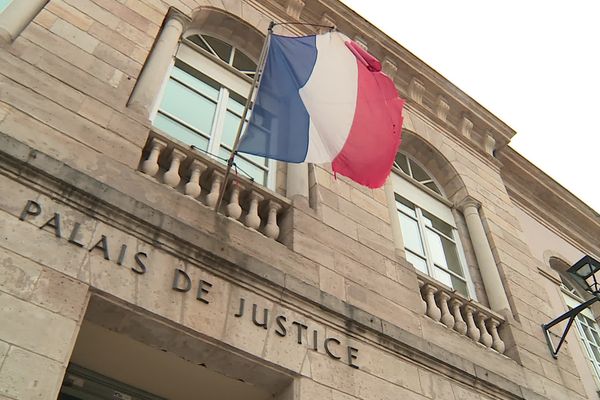 La justice condamne un prévenu à trois mois de prison avec sursis pour avoir menacé la représentante de la communauté juive d'Épinal.