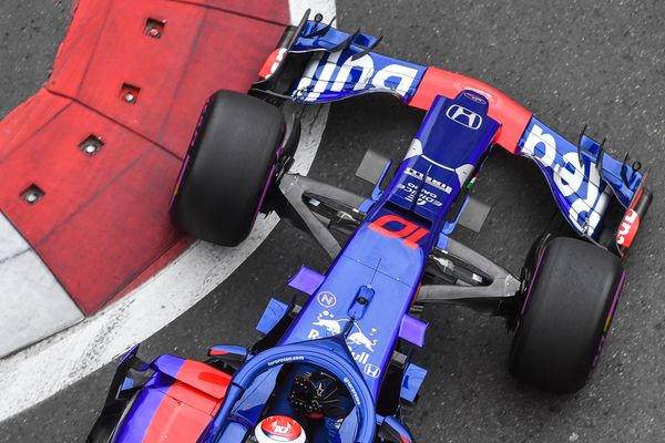 Pierre Gasly au volant de son bolide lors de la troisième session de qualifications pour le GP d'Azerbaïdjan