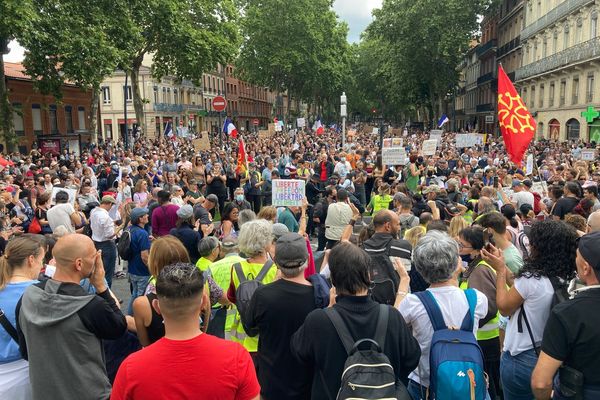 Le collectif ne veut pas être cantonné aux grands boulevards mais pouvoir manifester partout en centre ville, y compris devant la préfecture.