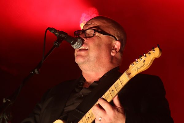 Black Francis des Pixies, sur la scène des Escales de Saint-Nazaire le 2 août 2017