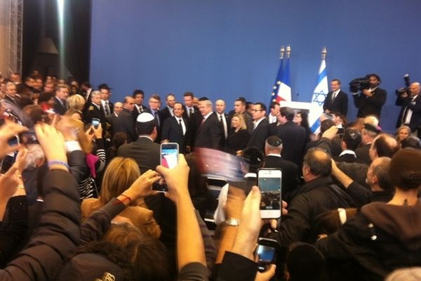 Le président Français et le premier ministre israélien dans l'école Orh-Torah