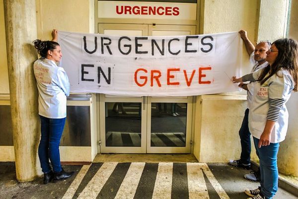 Le mouvement de grève serait très suivi au CHU de Limoges.