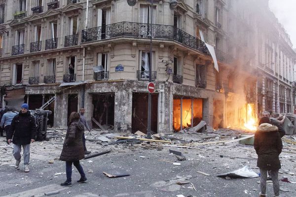 Les dégâts dans le IXe arrondissement de Paris sont très importants.