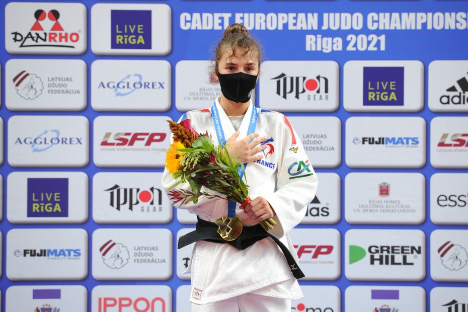 Pauline Cuq, the Niort judokate wins gold at the European Championships