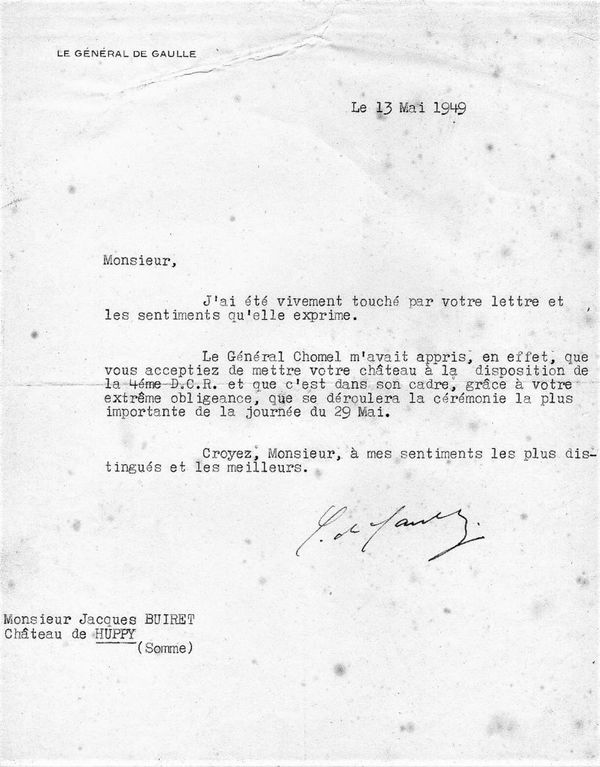 Courrier de remerciements du général De Gaulle à Monsieur Jacques Buiret propriétaire de château de Huppy pour la mise à disposition de sa propriété pour le premier rassemblement de la IV DCR à Huppy le 29 mai 1949.