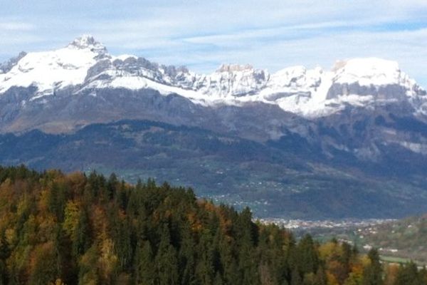 Le Mont Blanc, vu de loin- Archives