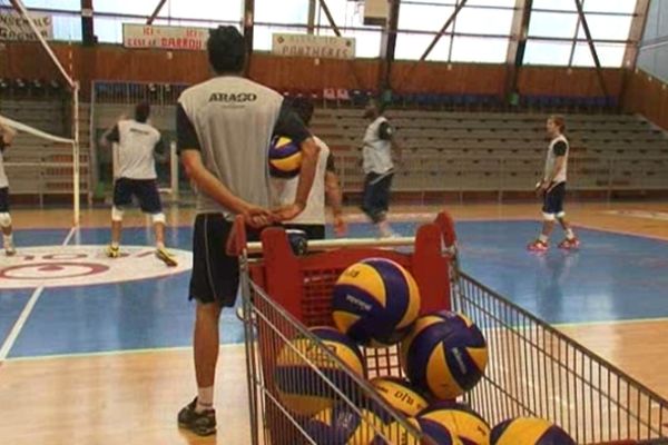 Sète (Hérault) - les volleyeurs à l'entraînement - octobre 2012.