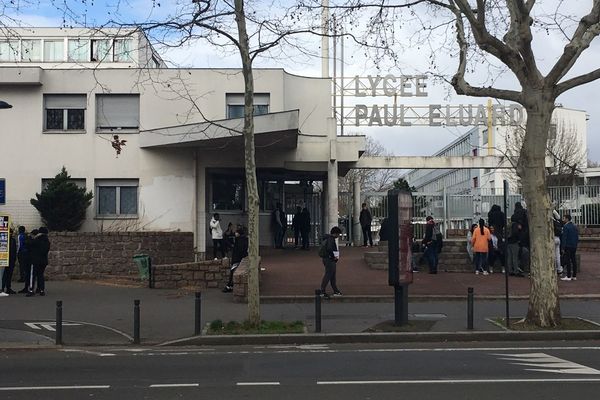 Une nouvelle intrusion a eu lieu ce mardi au lycée Paul-Eluard de Saint-Denis (Seine-Saint-Denis). Deux personnes ont été interpellées.